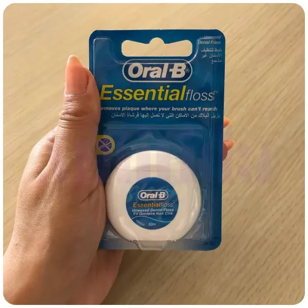 قیمت خرید و فروش نخ دندان اورال بی مدل Essential Floss